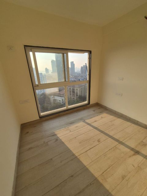 3 BHK + Servant Room Apartment For Rent in Lodha Marquise