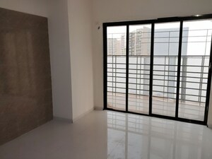 Master Bedroom in 2 BHK Apartment at Span Heights, Bhayandar West – for Rent