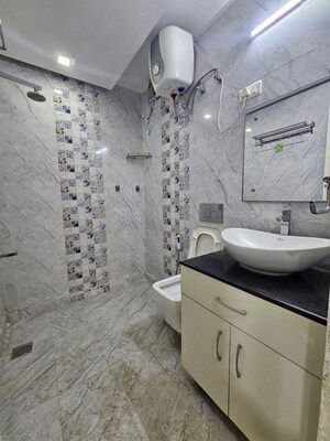 Master Bedroom in 1 BHK Builder Floor at AVA Court, Sector 47 – for Rent