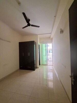 3 BHK Apartment For Rent in Gaur Saundaryam High Street, Tech Zone 4 Greater Noida