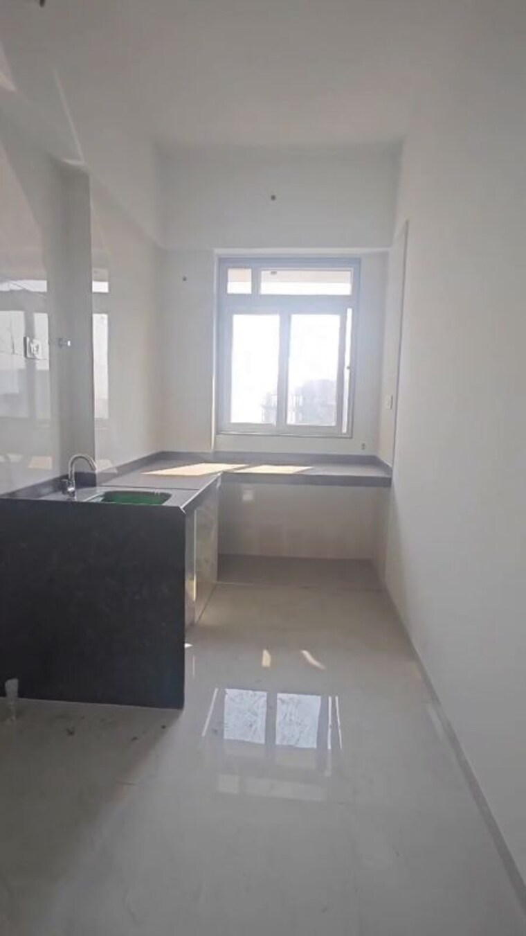 Kitchen, sion 2 Bedroom 876 Sq.Ft. Apartment In Sion Mumbai 10168868