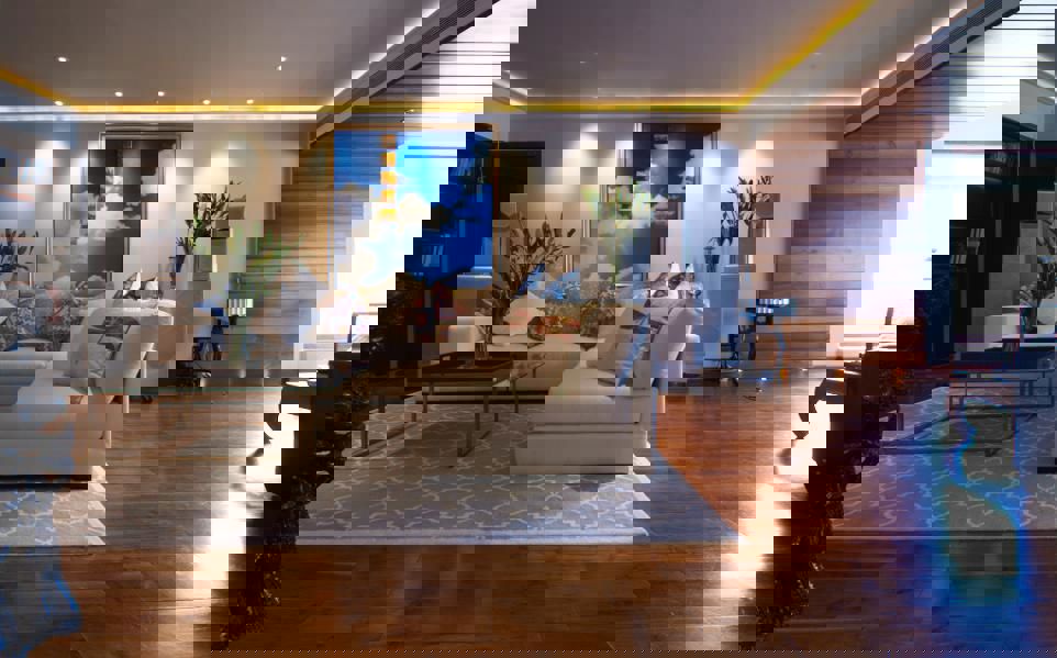 2 BHK + Pooja Room,Servant Room 2000 Sq.Ft. Apartment in 71 Las Palmas