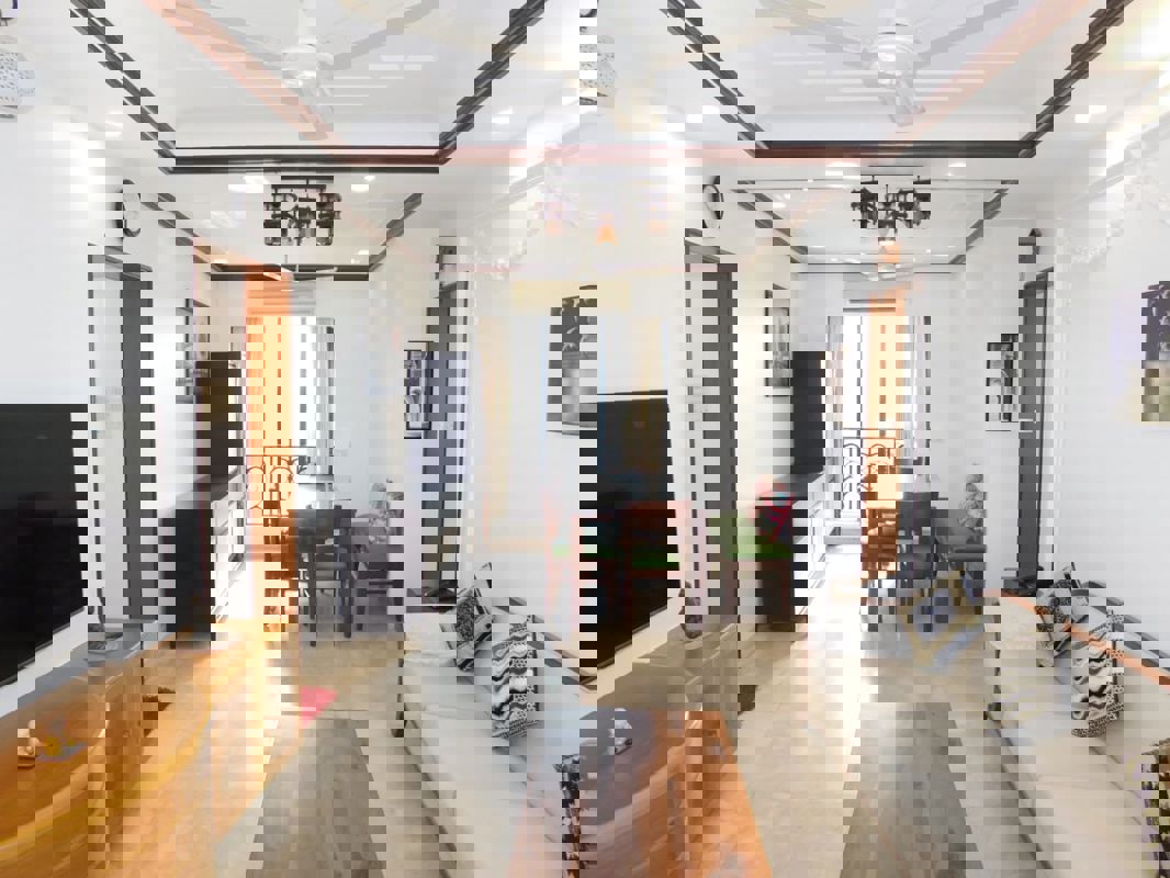 1.5 BHK + Servant Room 550 Sq.Ft. Apartment in Veena Nagar CHS Malad