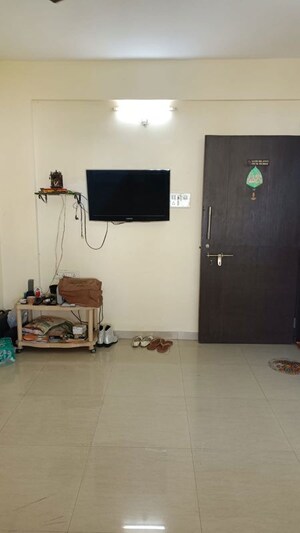 Room in 1 BHK Apartment at Mantra Majestica, Hadapsar – for Sale