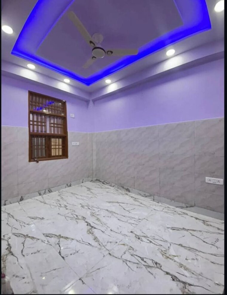 Bedroom, dwarka mor 5 Bedroom 50 Sq.Yd. Independent House In Dwarka Mor Delhi 10168945