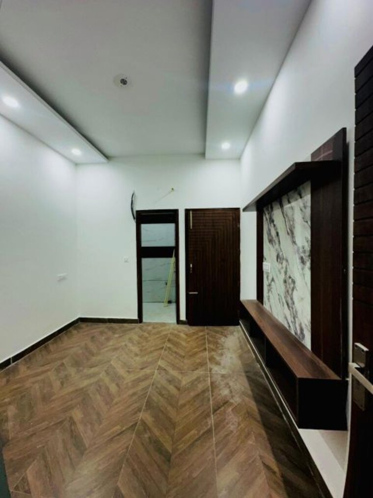 Bedroom, sunny enclave 4 Bedroom 107 Sq.Yd. Independent House In Sunny Enclave Mohali 10168969