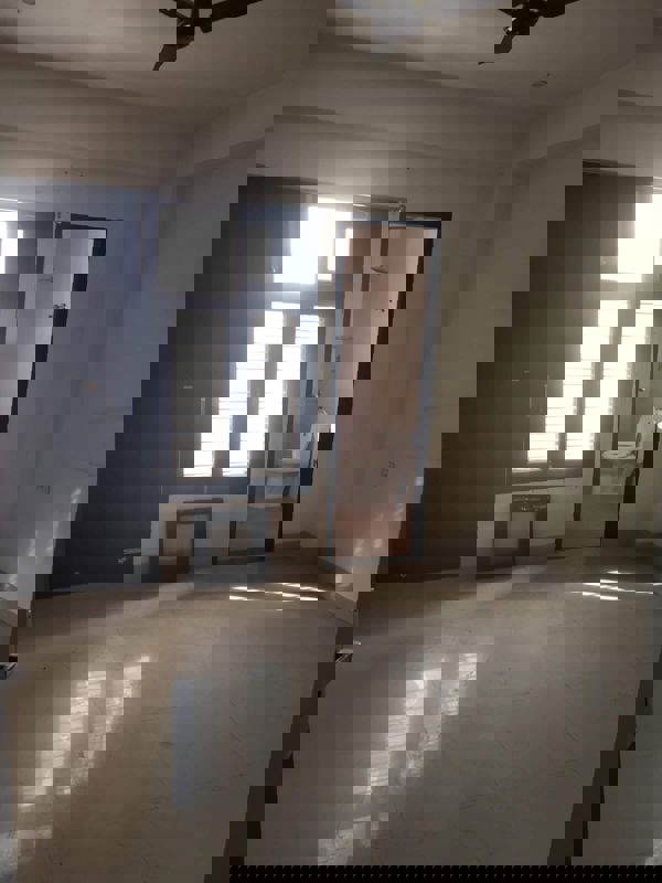 2 BHK + Pooja Room 190 Sq.Yd. Builder Floor in Abhinav Apartment Gurgaon