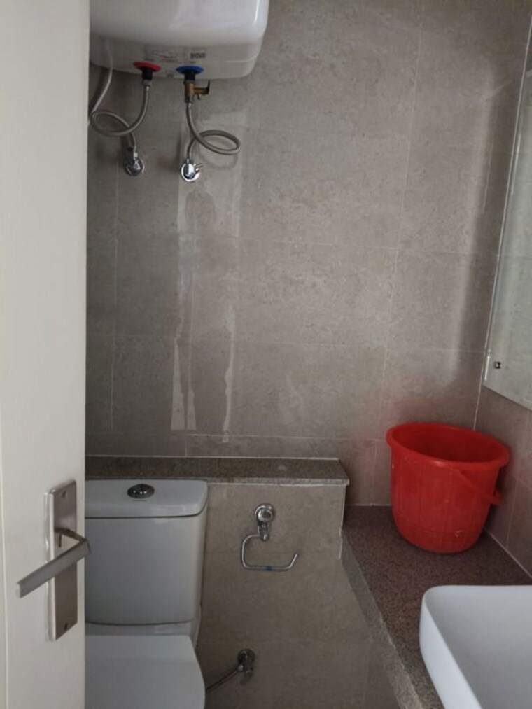 Bathroom, sector 150 3 Bedroom 1404 Sq.Ft. Apartment In Sector 150 Noida 10168990