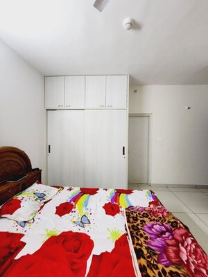 Bedroom in 2.5 BHK Apartment at Prestige Lakeside Habitat, Varthur – for Rent