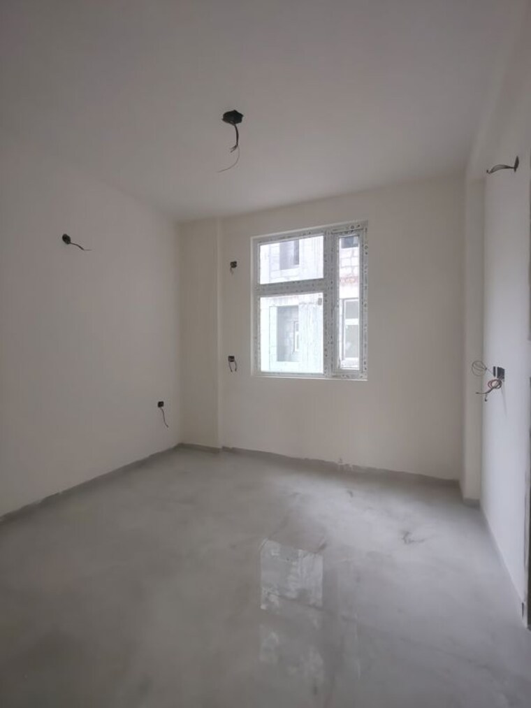 Room, omaxe-hazratganj-residency 2 Bedroom 1200 Sq.Ft. Apartment In Gomti Nagar Lucknow 9874656