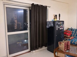 Furnished Amenities in 3.5 BHK Apartment at Aims Golf City, Sector 75 – for Rent