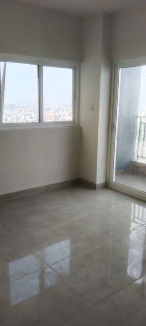 Room in 2 BHK Apartment at Candeur 40, Miyapur – for Sale