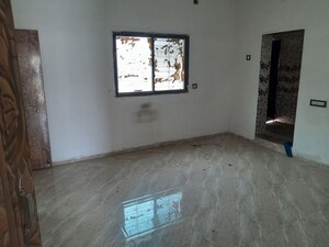2 BHK Builder Floor For Rent in Isanpur
