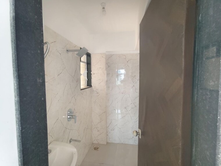 Bathroom, reliable-unique-shine 1 Bedroom 560 Sq.Ft. Apartment In Vikhroli East Mumbai 10169205