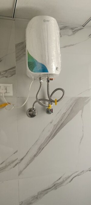 Bathroom in 3.5 BHK Builder Floor at Smart World Gems, Sector 89 – for Rent