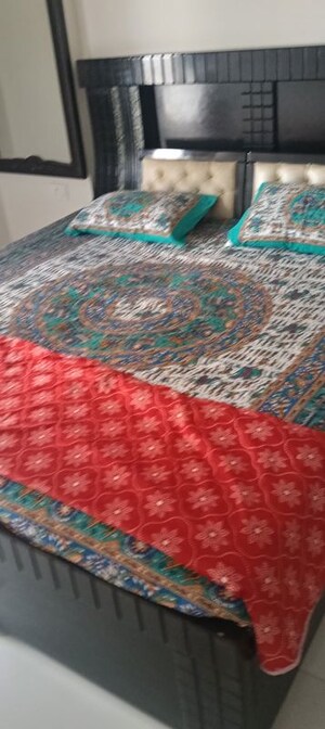 Bedroom in 3.5 BHK Builder Floor at Smart World Gems, Sector 89 – for Rent