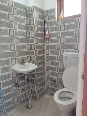 Bathroom in 2 BHK Builder Floor at Saket – for Rent