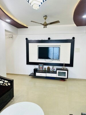 Furnished Amenities in 2 BHK Apartment at Mantri Park, Goregaon East – for Rent