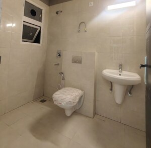 2 BHK Apartment For Sale in Omaxe Hazratganj Residency, Gomti Nagar