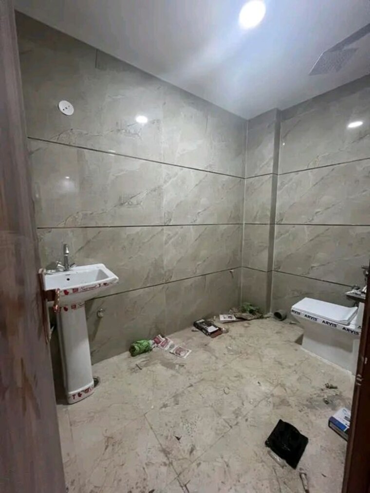 Bathroom, palm-residency-chhatarpur 3 Bedroom 1250 Sq.Ft. Apartment In Chattarpur Delhi 10169327