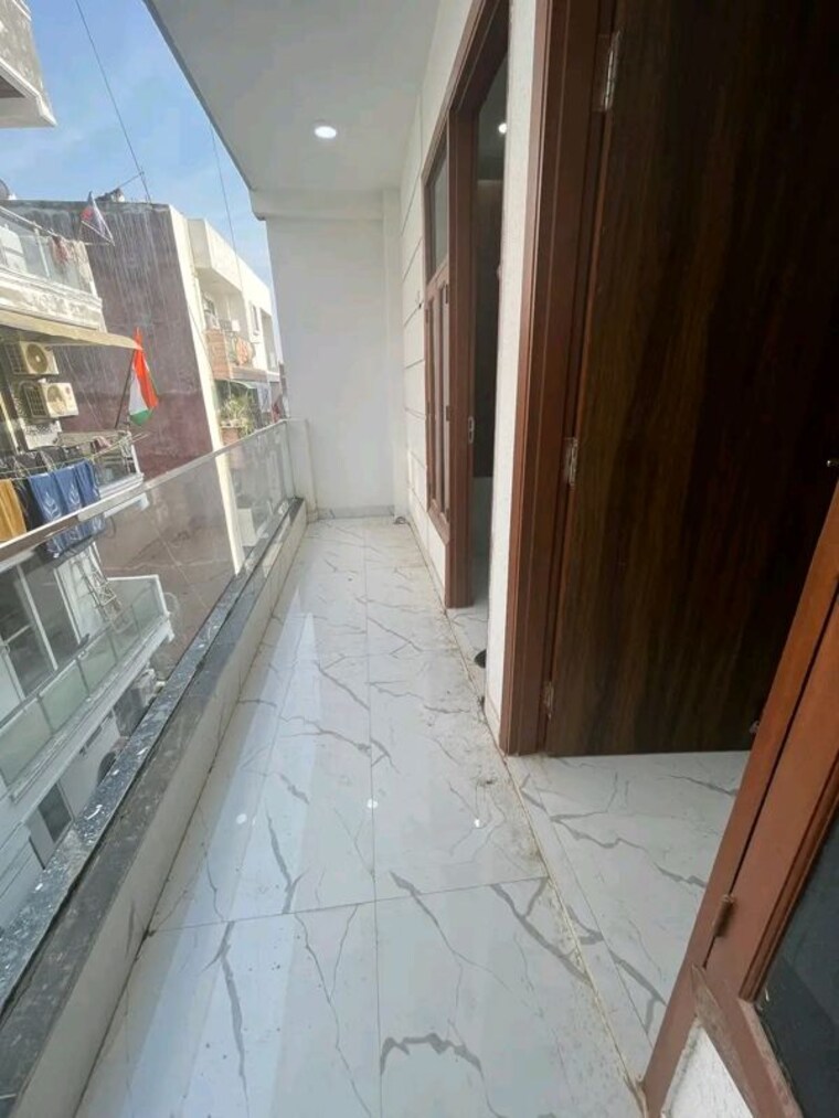 Balcony, palm-residency-chhatarpur 3 Bedroom 1250 Sq.Ft. Apartment In Chattarpur Delhi 10169327