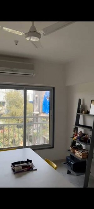 1 BHK Apartment For Rent in Pruthi Apartment, Santacruz East