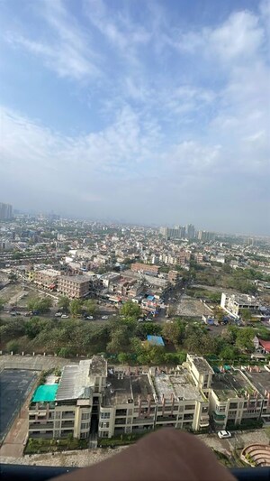 Master Bedroom in 2.5 BHK Apartment at JM Florence, Tech Zone 4 Greater Noida – for Sale