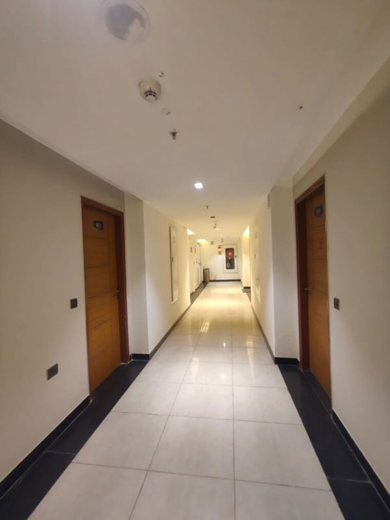 undefined, omaxe-hazratganj Studio 565 Sq.Ft. Apartment In Gomti Nagar Lucknow 10169366