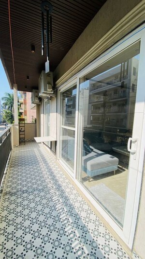 Parking in 3 BHK Builder Floor at Sector 46 – for Rent