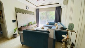 Master Bedroom in 3 BHK Builder Floor at Sector 46 – for Rent