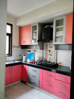 Kitchen in 3.5 BHK Apartment at Bestech Park View City 2, Sector 49 – for Rent