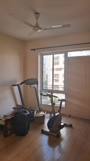 Living Room in 3.5 BHK Apartment at Bestech Park View City 2, Sector 49 – for Rent