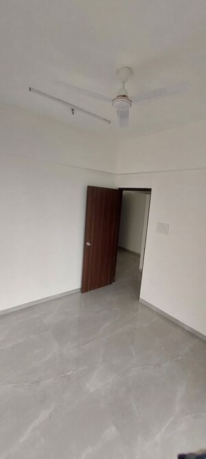 Room in 2 BHK Apartment at Shethwala The Lisa, Andheri East – for Sale