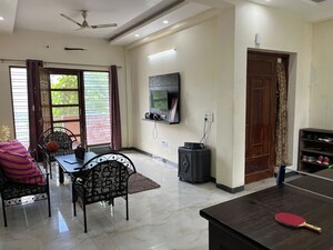 Living Room in 3 BHK Builder Floor at Sector 45 – for Rent