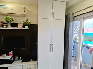 Furnished Amenities in 3 BHK Builder Floor at Vipul World Floors, Sector 48 – for Rent