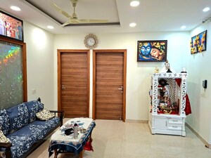 Bedroom in 3 BHK Builder Floor at Vipul World Floors, Sector 48 – for Rent