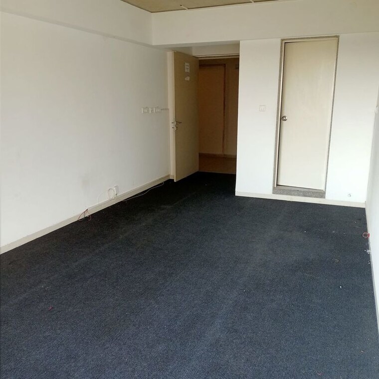 Room, shyamal Commercial Office Space 510 Sq.Ft. In Shyamal Ahmedabad 10169485