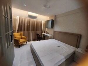 Bedroom in 1 BHK Apartment at Bandra West – for Rent