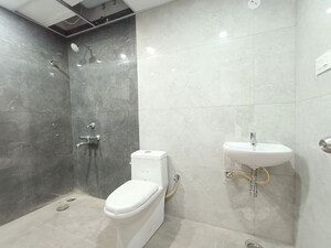Bathroom in 1 BHK Builder Floor at The Nest Apartment HSR Layout, Hsr Layout – for Rent