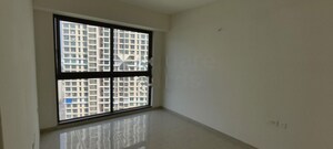 Room in 2.5 BHK Apartment at Wadhwa Imperial Heights, Goregaon West – for Rent