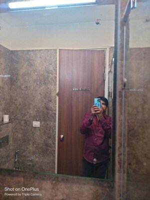 Furnished Amenities in 2 BHK Apartment at LnT Realty Crescent Bay, Parel – for Rent