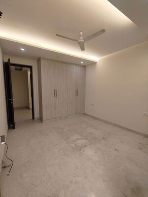 Room in 3 BHK Builder Floor at Greater Kailash – for Sale