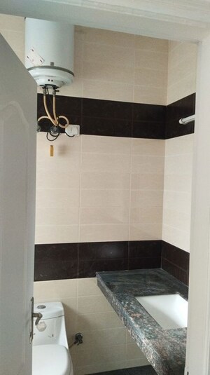 Kitchen in 3 BHK Builder Floor at South City 1 – for Sale