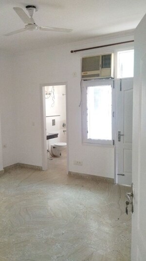 3 BHK Builder Floor For Sale in South City 1