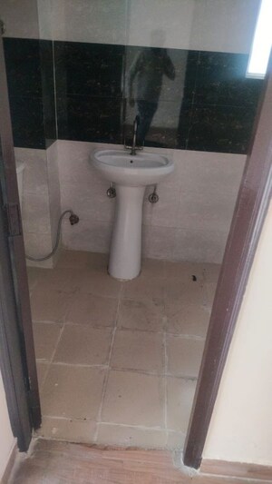 Bathroom in 3 BHK Apartment at Proview Officer City, Raj Nagar Extension – for Rent