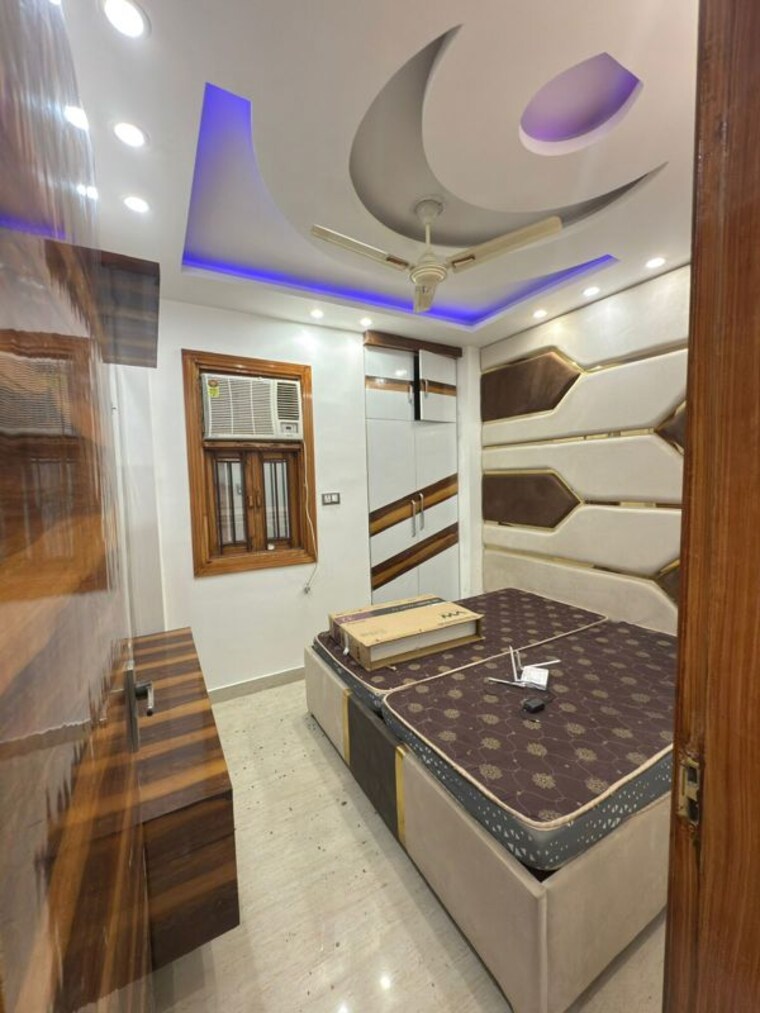 Kitchen, dwarka mor 2 Bedroom 60 Sq.Yd. Builder Floor In Dwarka Mor Delhi 10169630