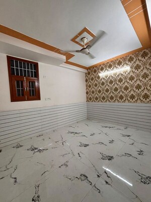 1 BHK Builder Floor For Rent in Khirki Extension