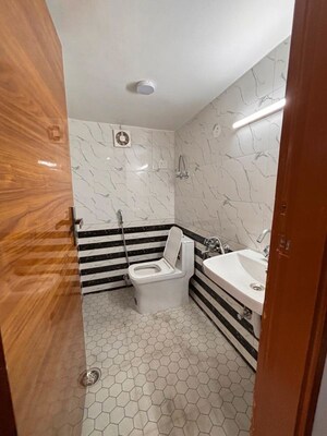 Bathroom in 1 BHK Builder Floor at Khirki Extension – for Rent