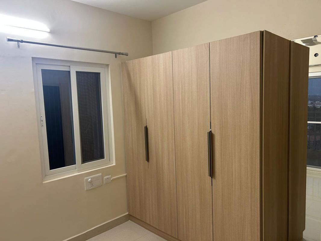 2 BHK + Pooja Room Apartment For Rent in Shriram Luxor