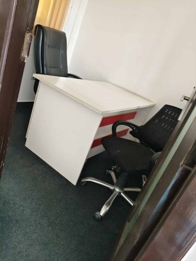 undefined, sector 2 Commercial Office Space 1500 Sq.Ft. In Sector 2 Noida 10169675